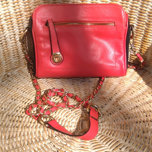 Leather crossbody purse from Etincelle Paris. - Picture 2 of 4